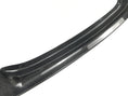 Bild in Galerie-Betrachter laden, Nahaufnahme der 3K Twill Weave Oberfläche des L1X1 Echtcarbon Frontspoilers für BMW F20 LCI mit glänzendem Klarlack
